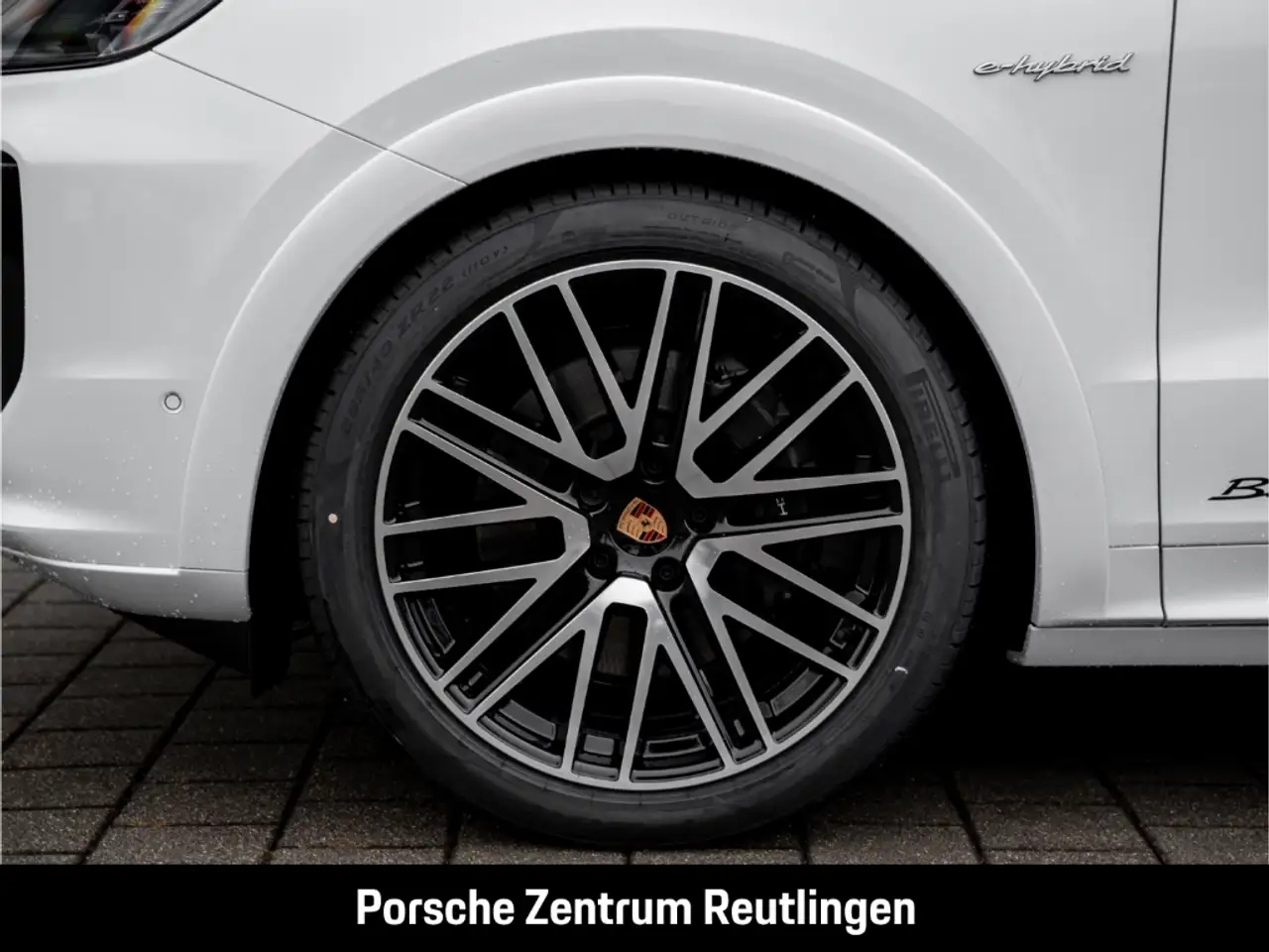 Porsche Cayenne E-Hybrid Black Edition InnoDrive Head-Up 13