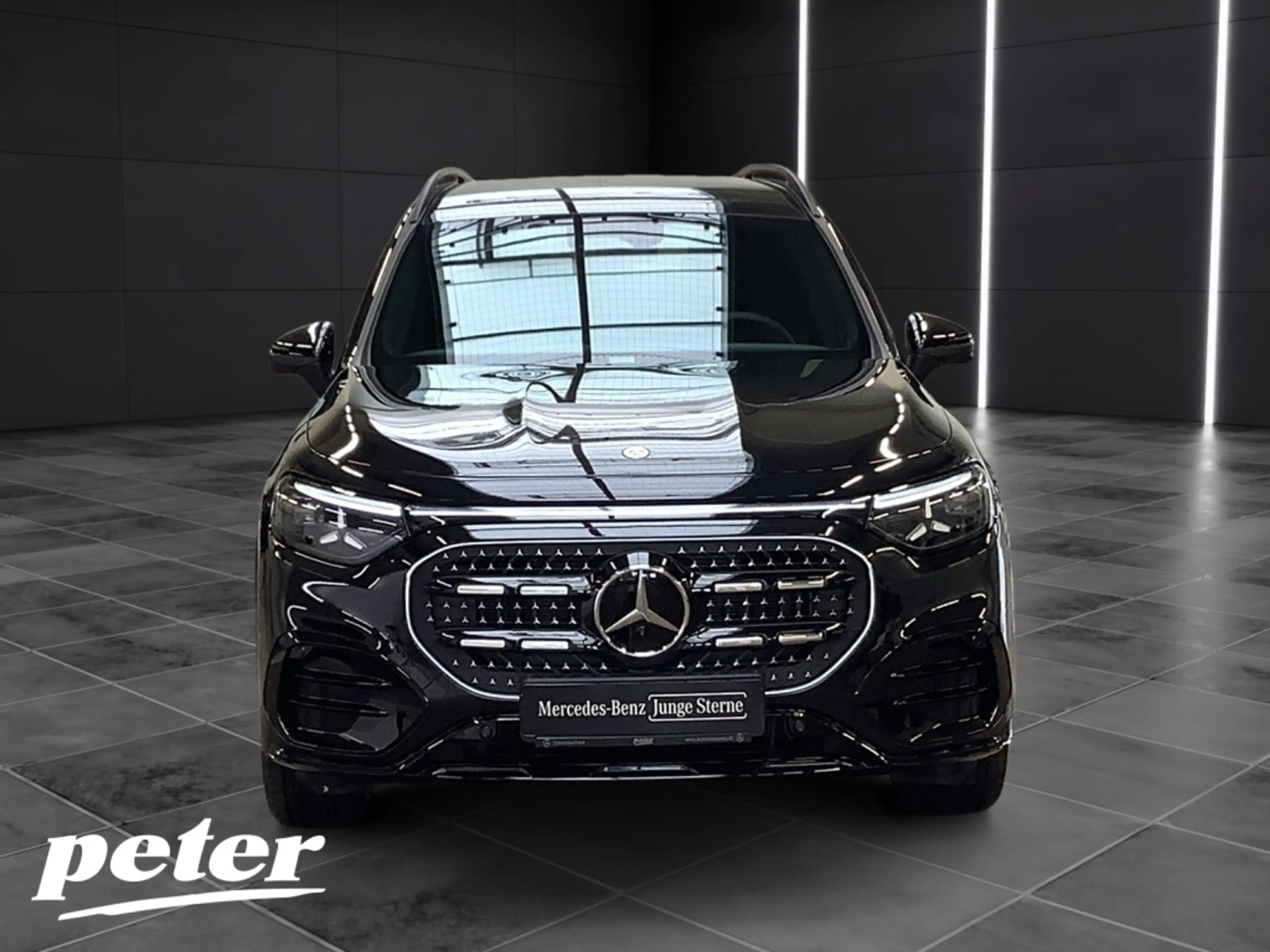Mercedes-Benz GLB 200 +AMGLINE+NIGHT+19"+LED+SUPERSCREEN+AHK+ — photo 2