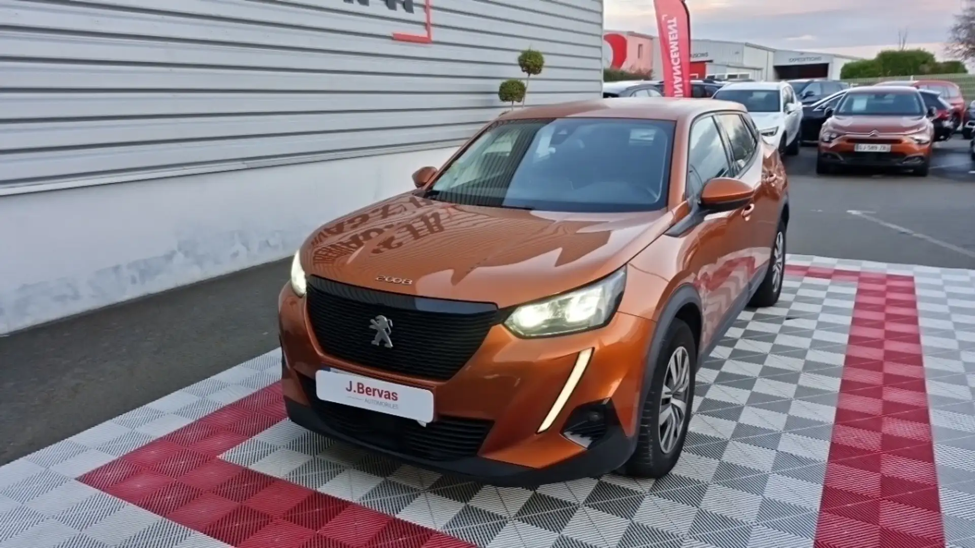 Peugeot 2008 BUSINESS bluehdi 110 ss bvm6 active Oranje - 2