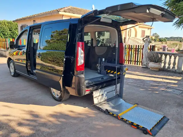 Fiat Scudo Scudo TRASPORTO DISABILI PEDANA ELETTROIDRAULICA