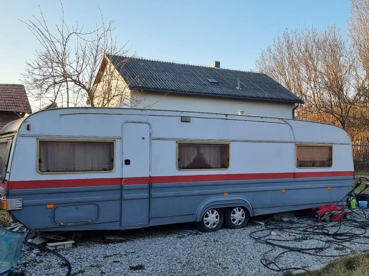 Volkswagen Amarok - 1
