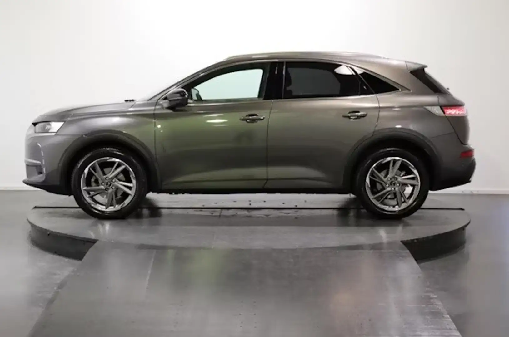 DS Automobiles DS 7 Crossback 1.5 Bluehdi 130cv RIVOLI Grand Chic-TETTO-PELLE Gris - 2