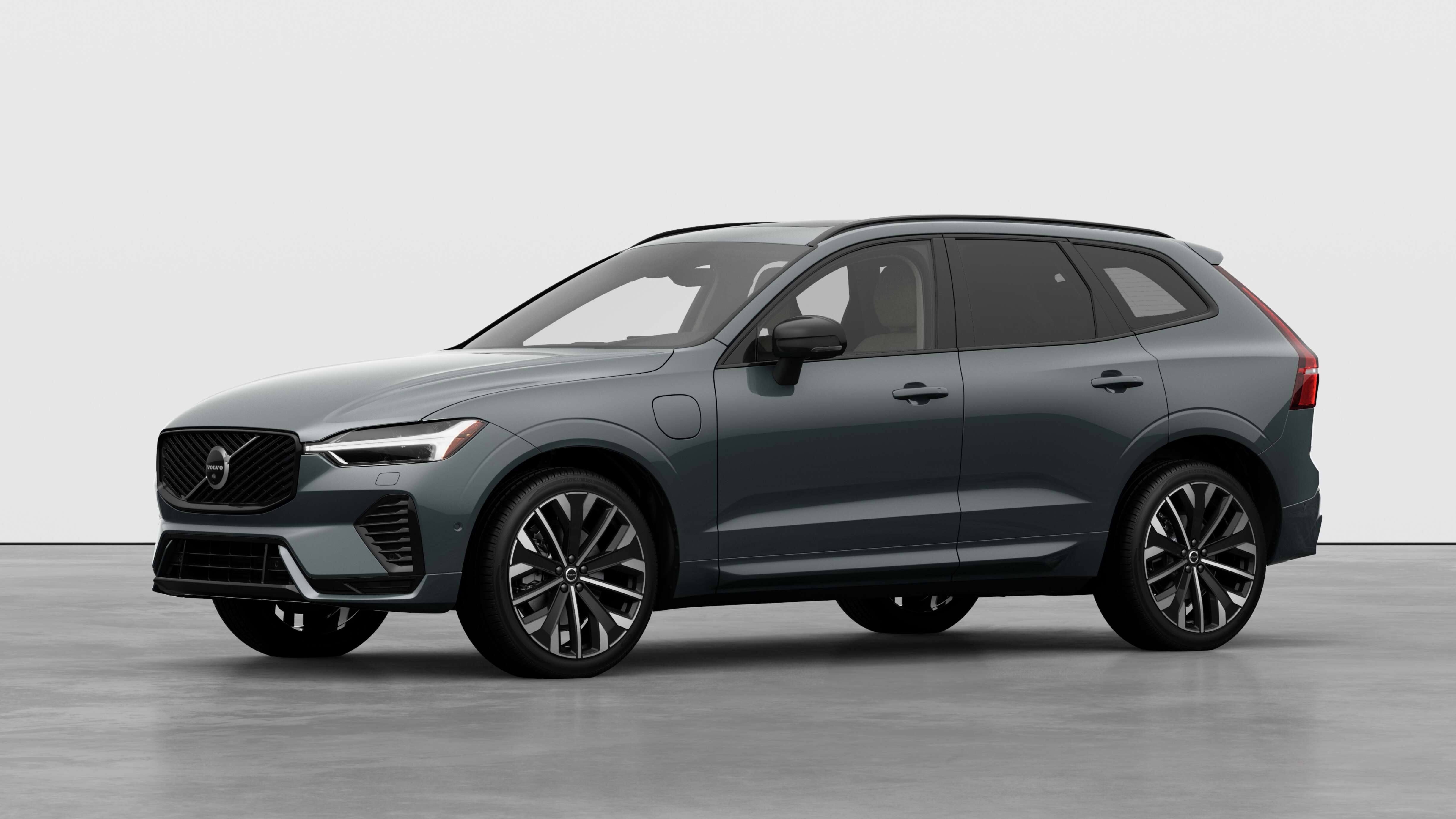 2026 Volvo XC60 Plug-in Hybrid