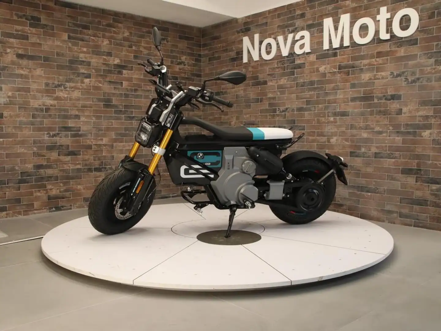 BMW CE 02 4kw Abs Nero - 1