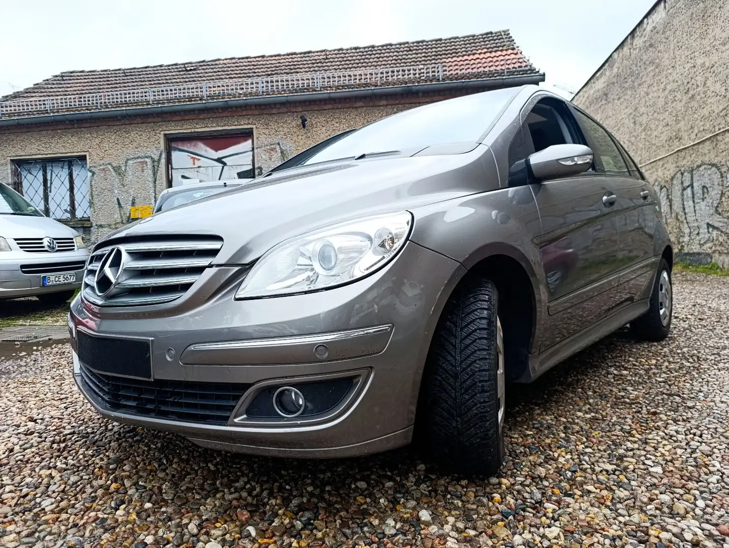 Mercedes-Benz B 150 B -Klasse B 150-KLIMA Gris - 2
