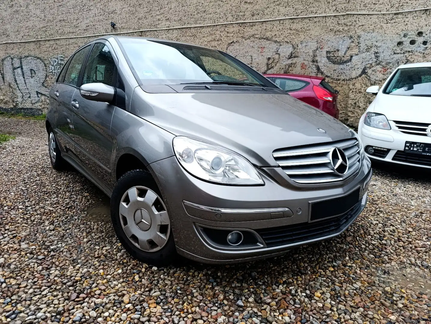 Mercedes-Benz B 150 B -Klasse B 150-KLIMA Gris - 1