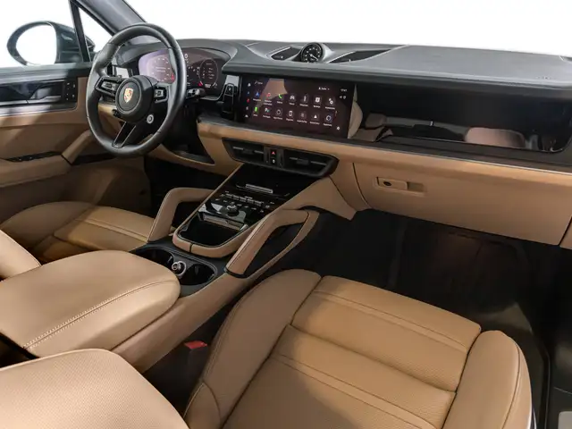 Porsche Cayenne view 7