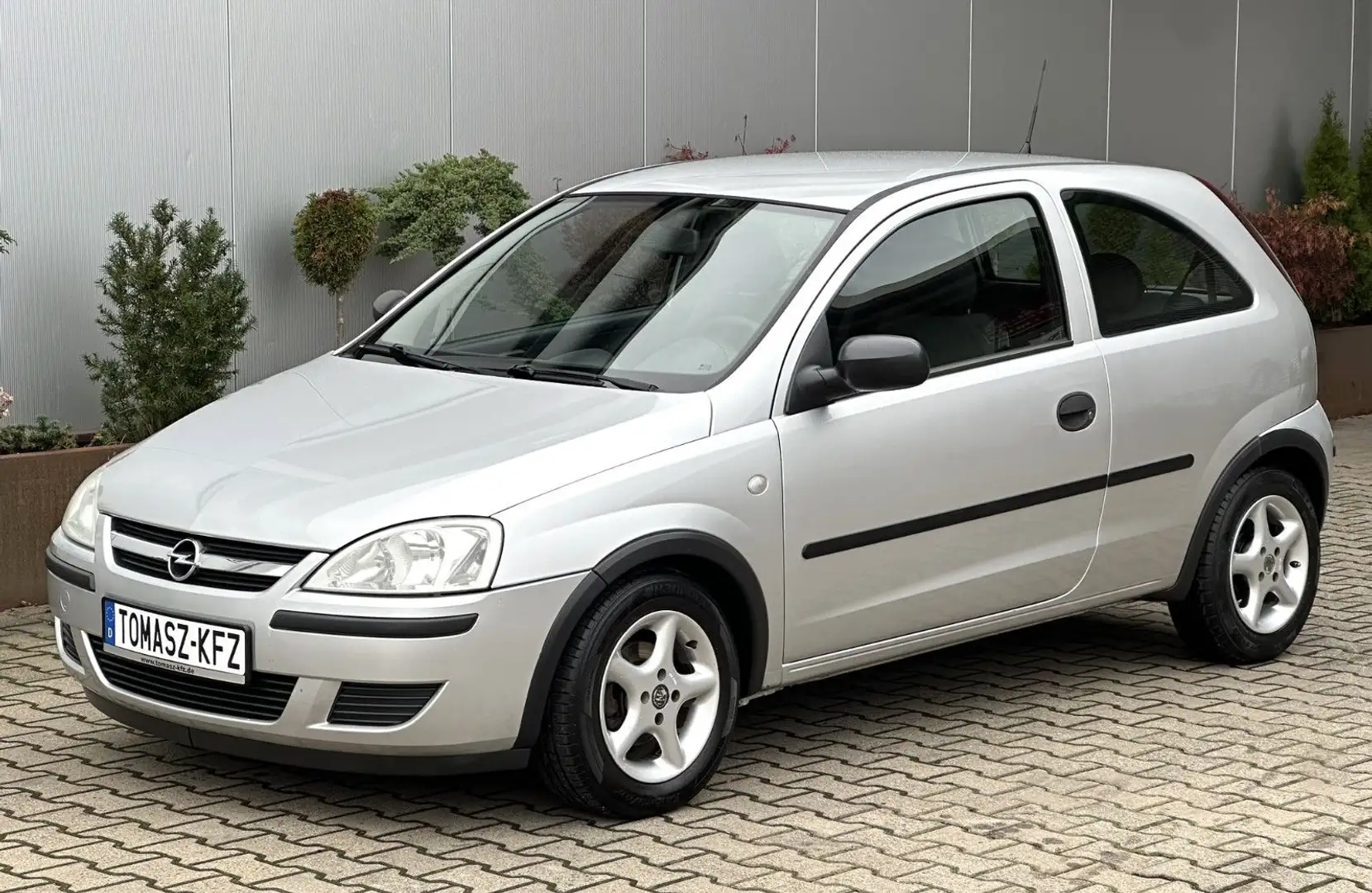 Opel Corsa C 1.0 Twinport Eco*Kette NEU*Tüv 10.2027 Silber - 2