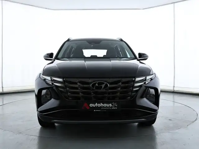 Hyundai Tucson view 2
