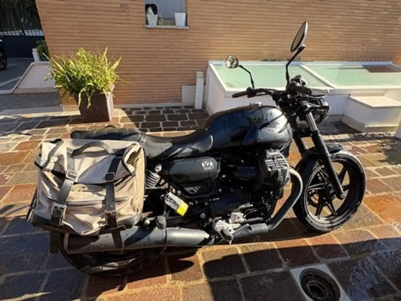 Moto Guzzi V 7