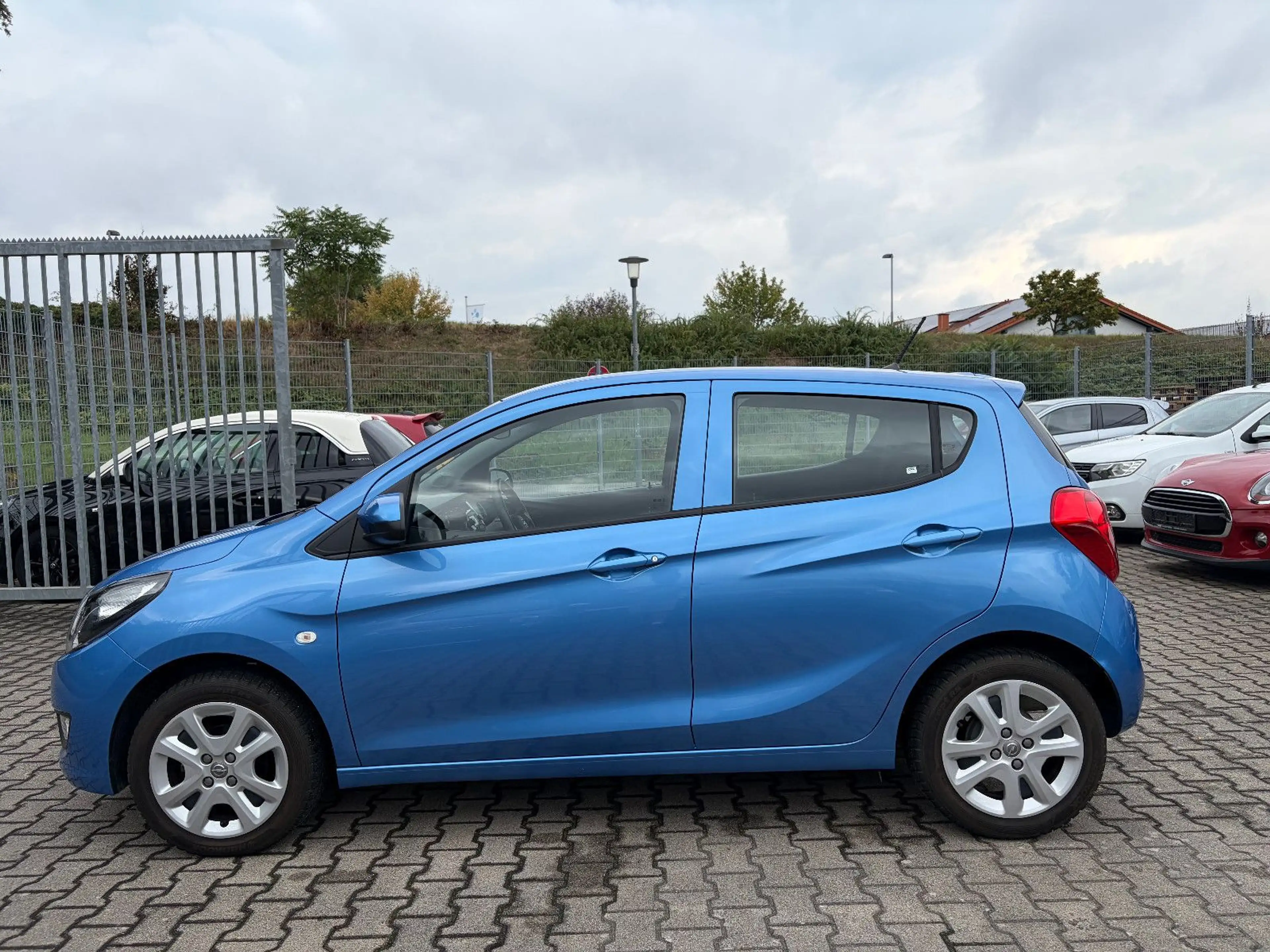 Opel Karl 1.0 Exklusiv/Klima/Sitzheizung/Bluetooth — photo 2