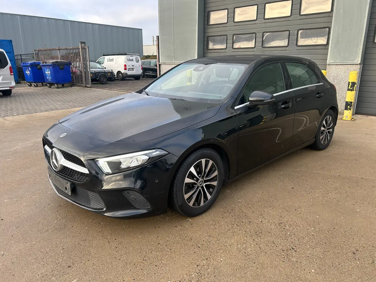 Mercedes-Benz A 180 A 180 E benzine 100 kw zie foto's Zwart - 1