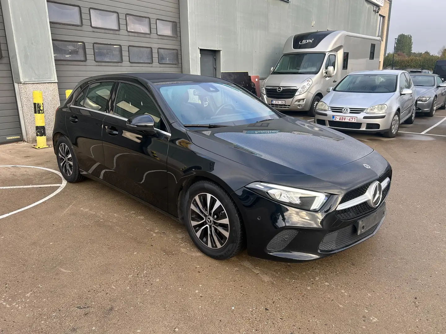 Mercedes-Benz A 180 A 180 E benzine 100 kw zie foto's Zwart - 2