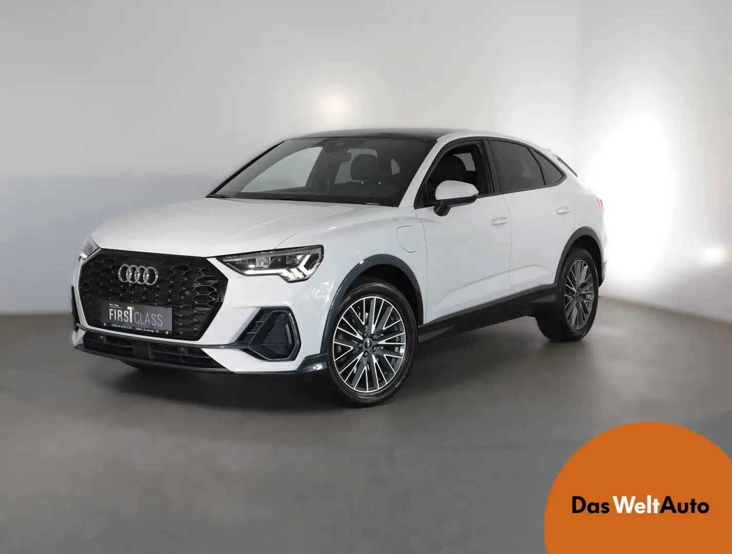 Audi Q3 e-tron 45 TFSI e Wit - 1