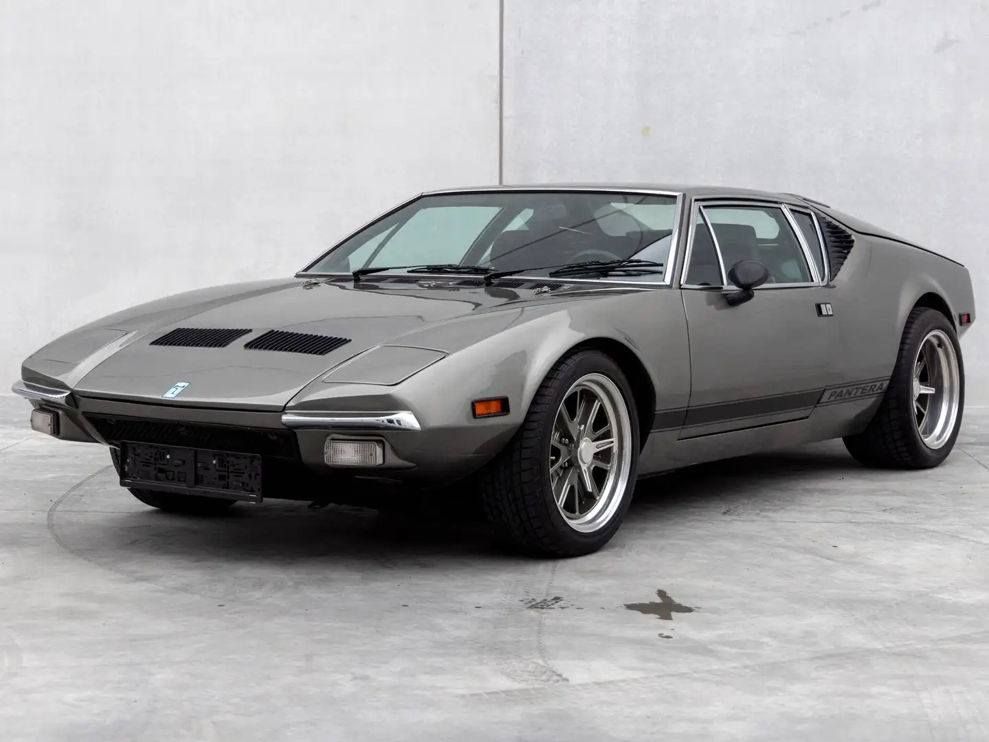 De Tomaso Pantera Grau - 1