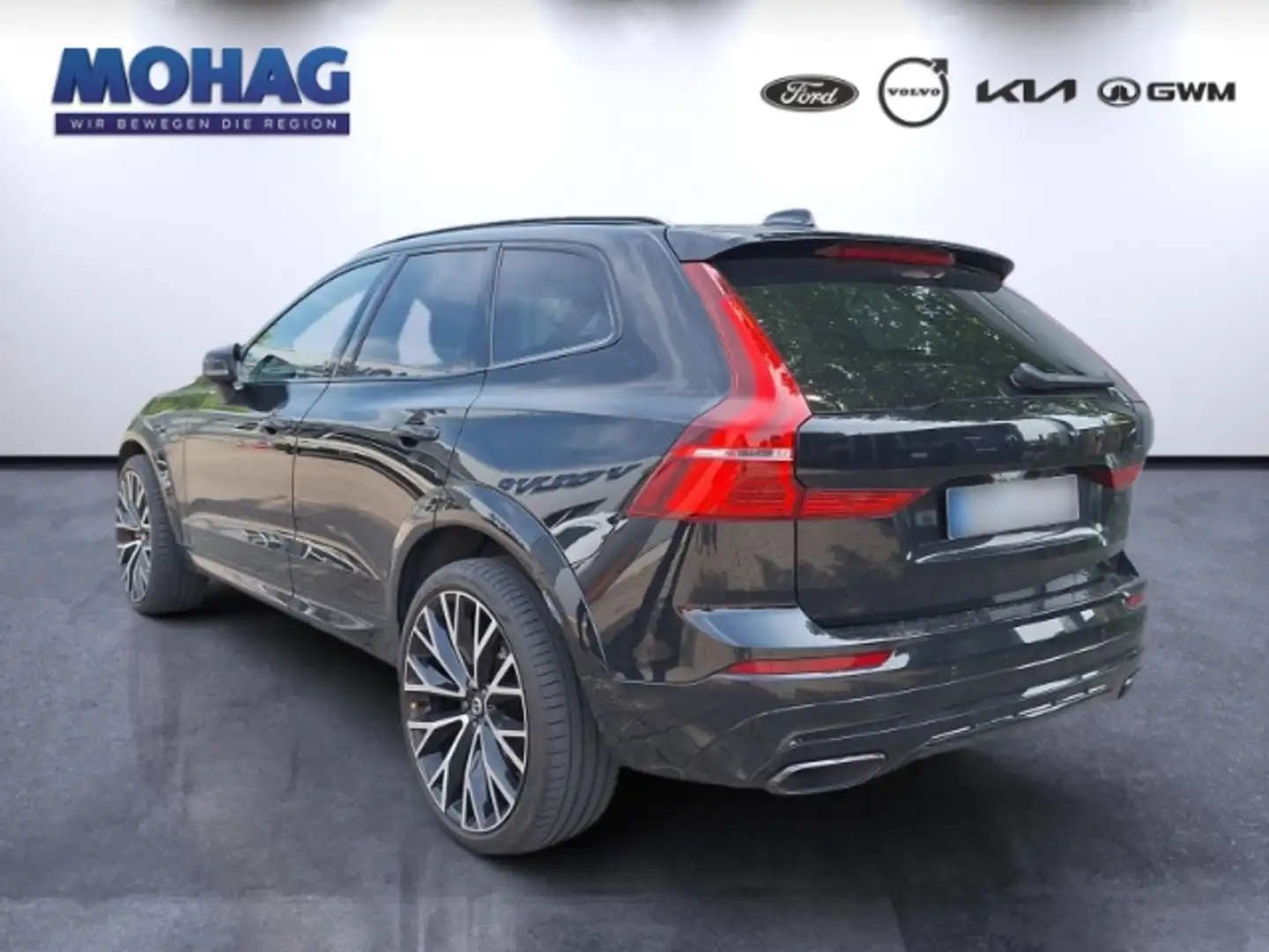 Volvo XC60 Polestar Engineered Recharge Plug-In Hybrid AWD T8 Zwart - 2