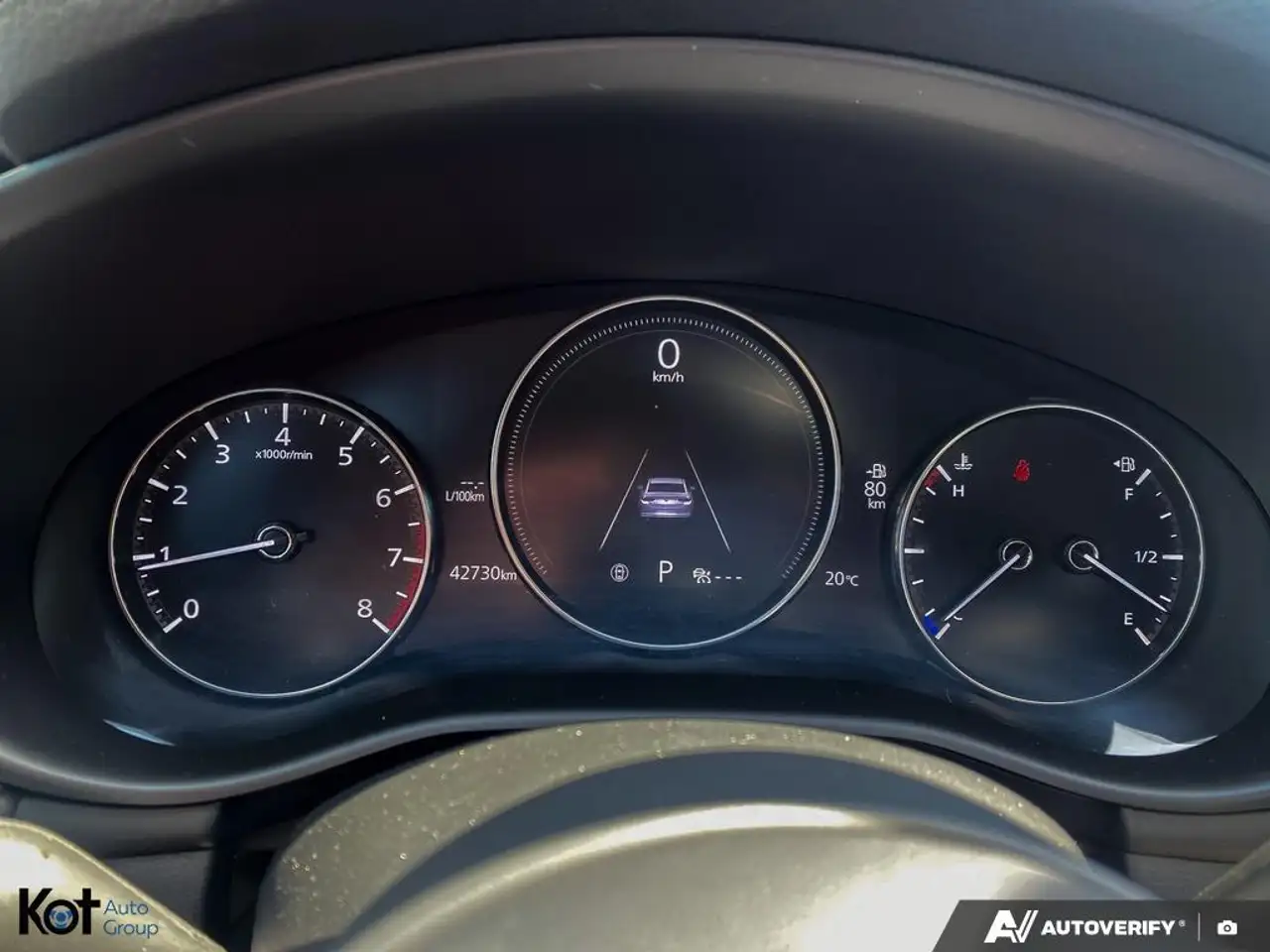 Mazda 3 снимка Mazda 3