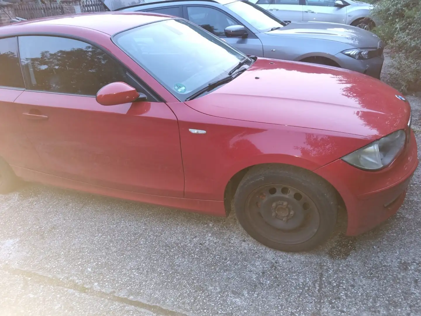 BMW 116 116d Rot - 2