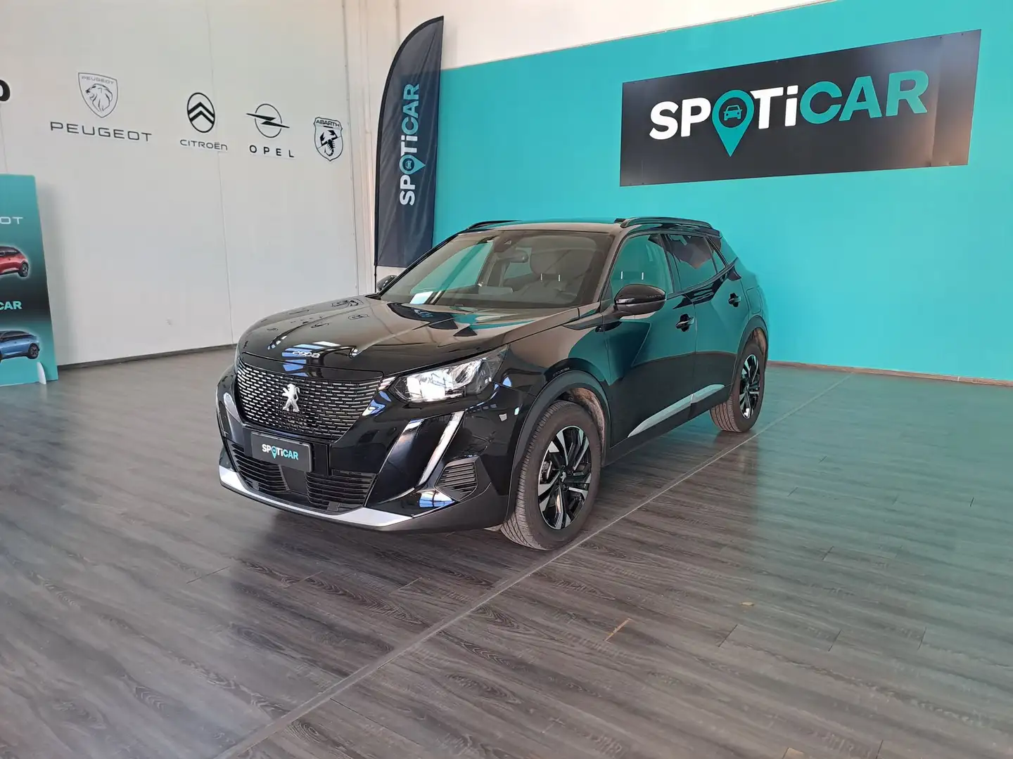 Peugeot 2008 BlueHDi 130 S&S EAT8 Allure Noir - 1