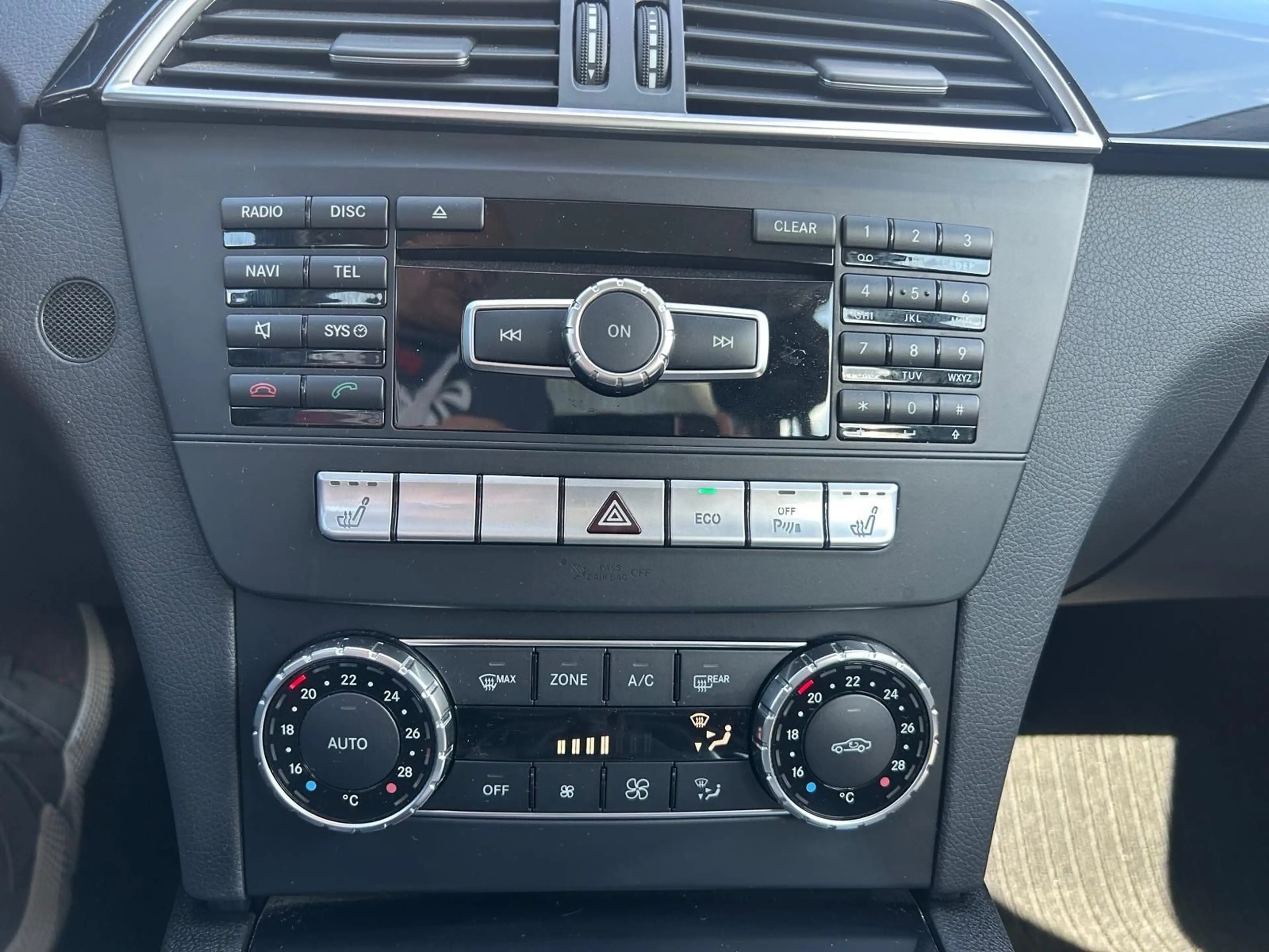 Mercedes-Benz C 180 CDI Limousine°Automatik°Navi°Shz°PDC° — photo 14