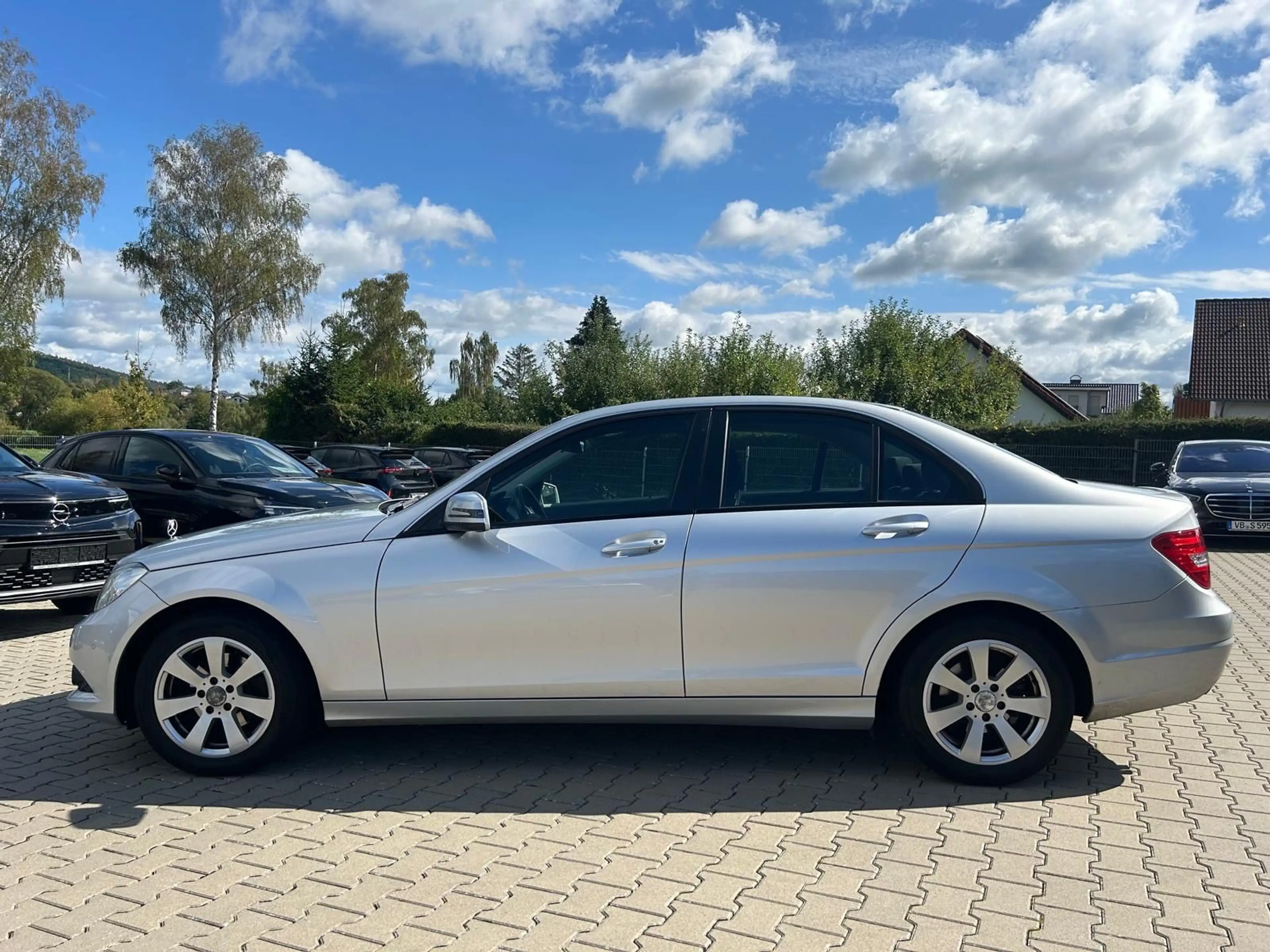 Mercedes-Benz C 180 CDI Limousine°Automatik°Navi°Shz°PDC° — photo 4