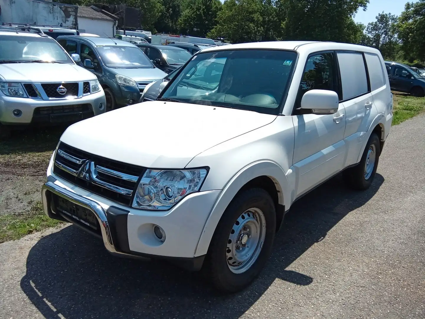Mitsubishi Pajero 3.2 DI-D Inform | LKW Zulassung! Weiß - 1
