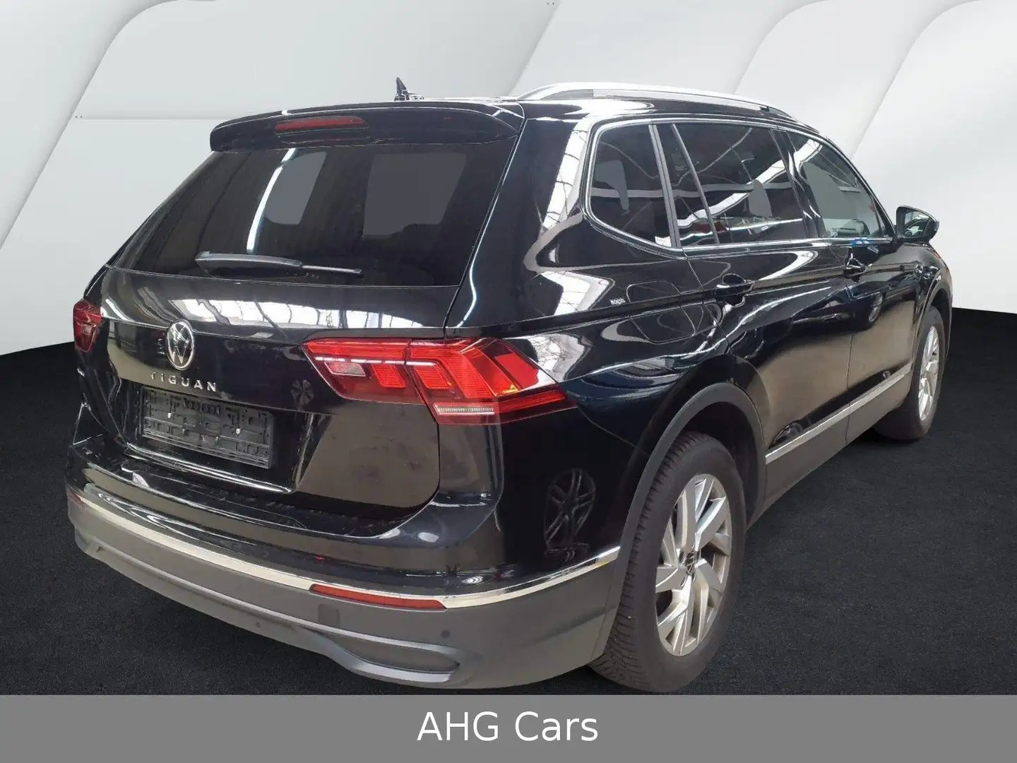 Volkswagen Tiguan Allspace Tiguan 2,0TDI DSG 7 Sitze*NAVI*LED*R-CAMARA*AHK* Nero - 2
