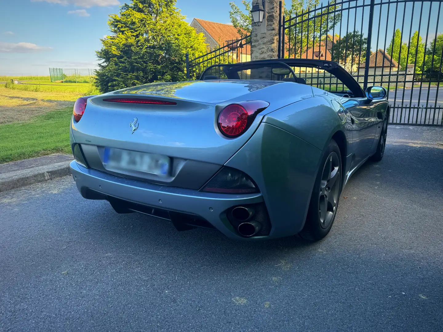 Ferrari California California V8 4.3 460ch Gris - 2