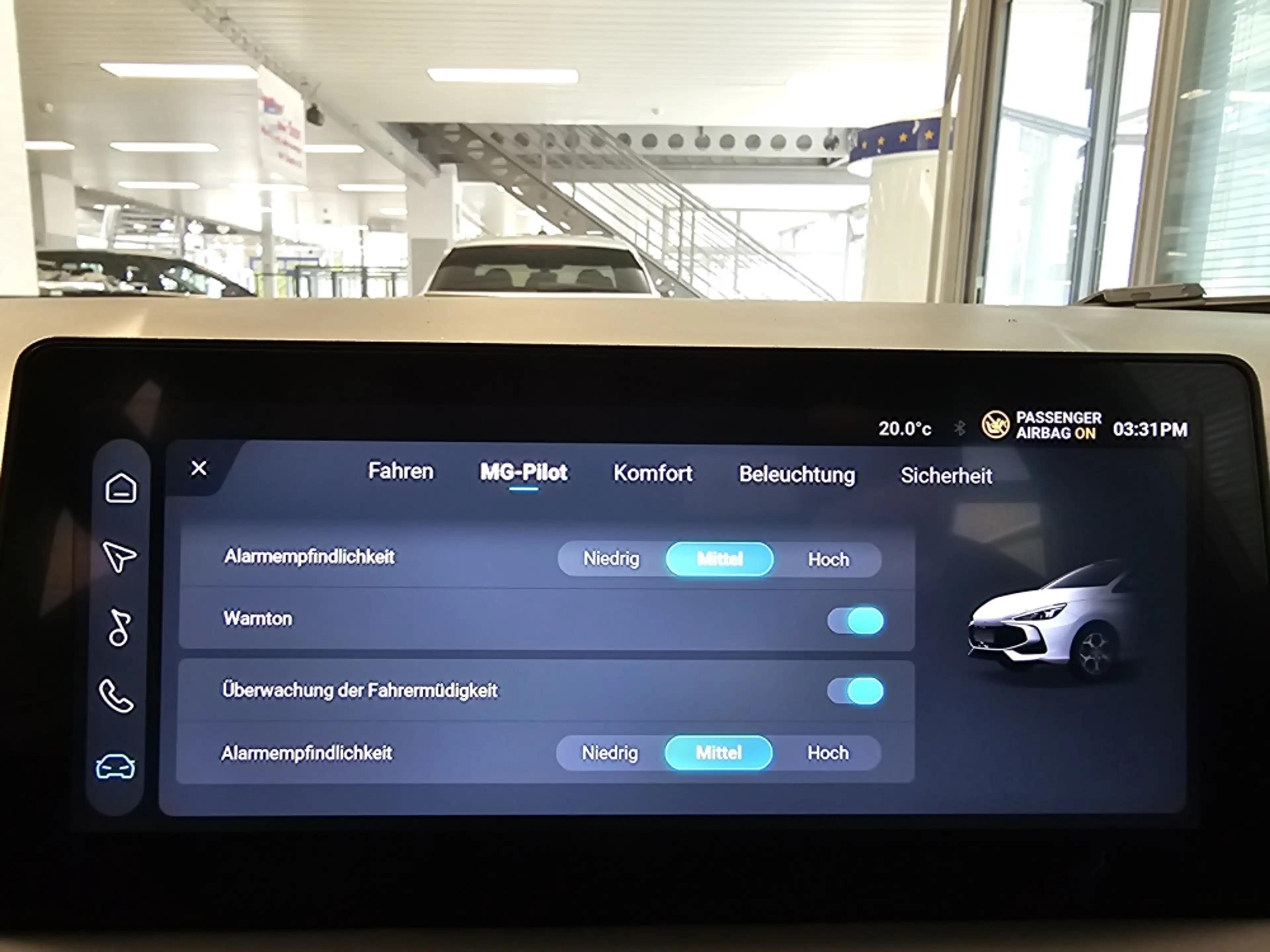 MG MG3 Comfort Navi,ACC,Climatr,Alu,PDC+Kamera — photo 15