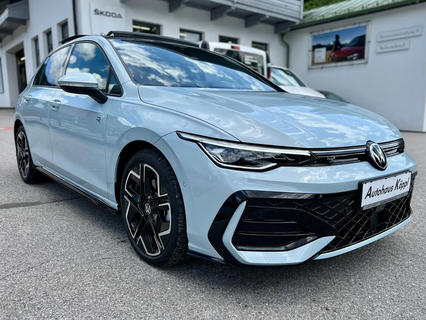 Volkswagen Golf 2.0 TSI DSG 4Motion R-Line Pano AHK 18" RFK Blau - 2