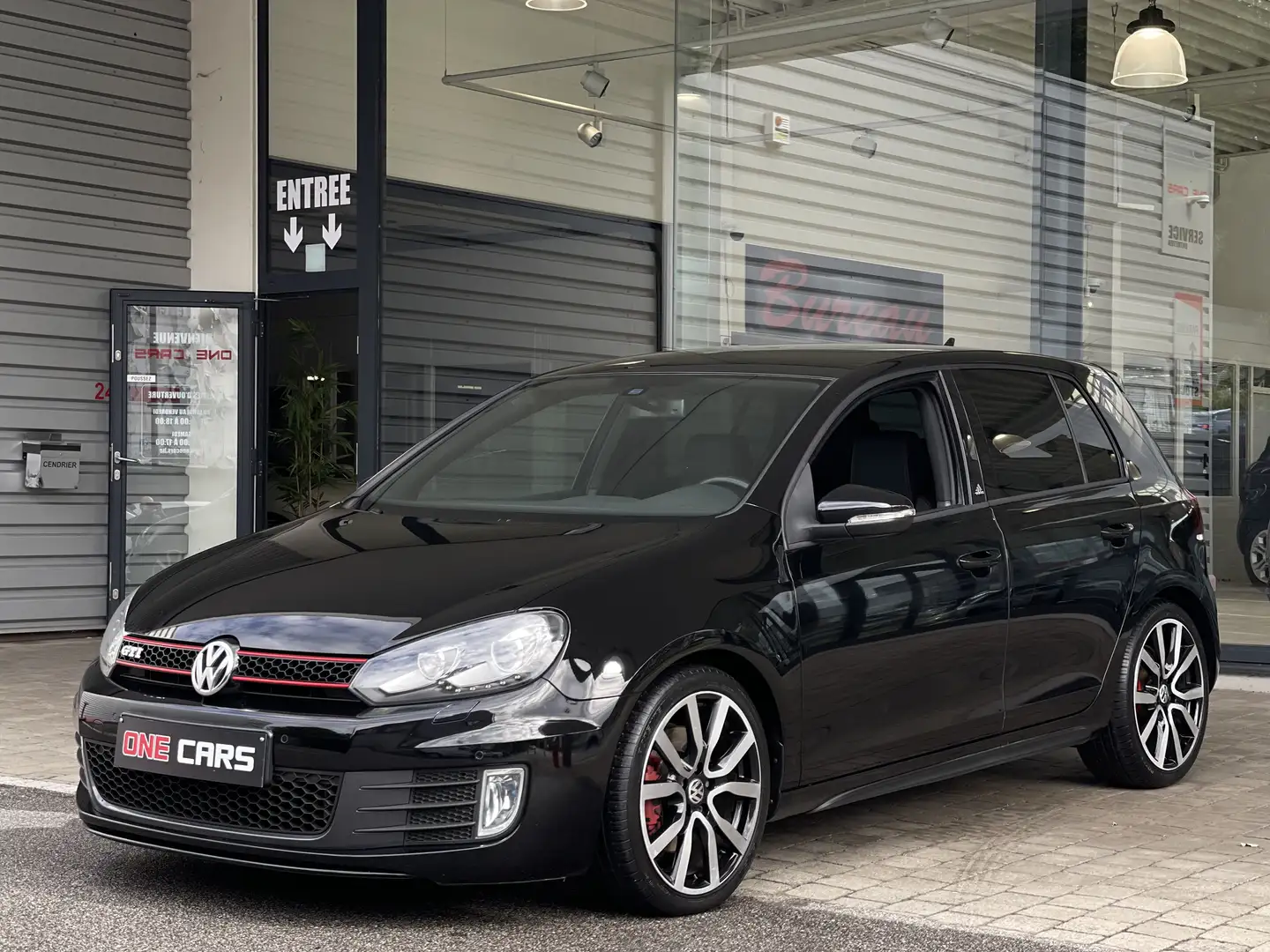 Volkswagen Golf GTI Edition "adidas" BIXENON-GPS-SEMI CUIR-JA18-GAR1AN Schwarz - 1