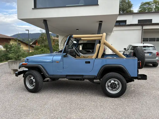 Jeep Wrangler Soft Top 2.5 Texan autocarro