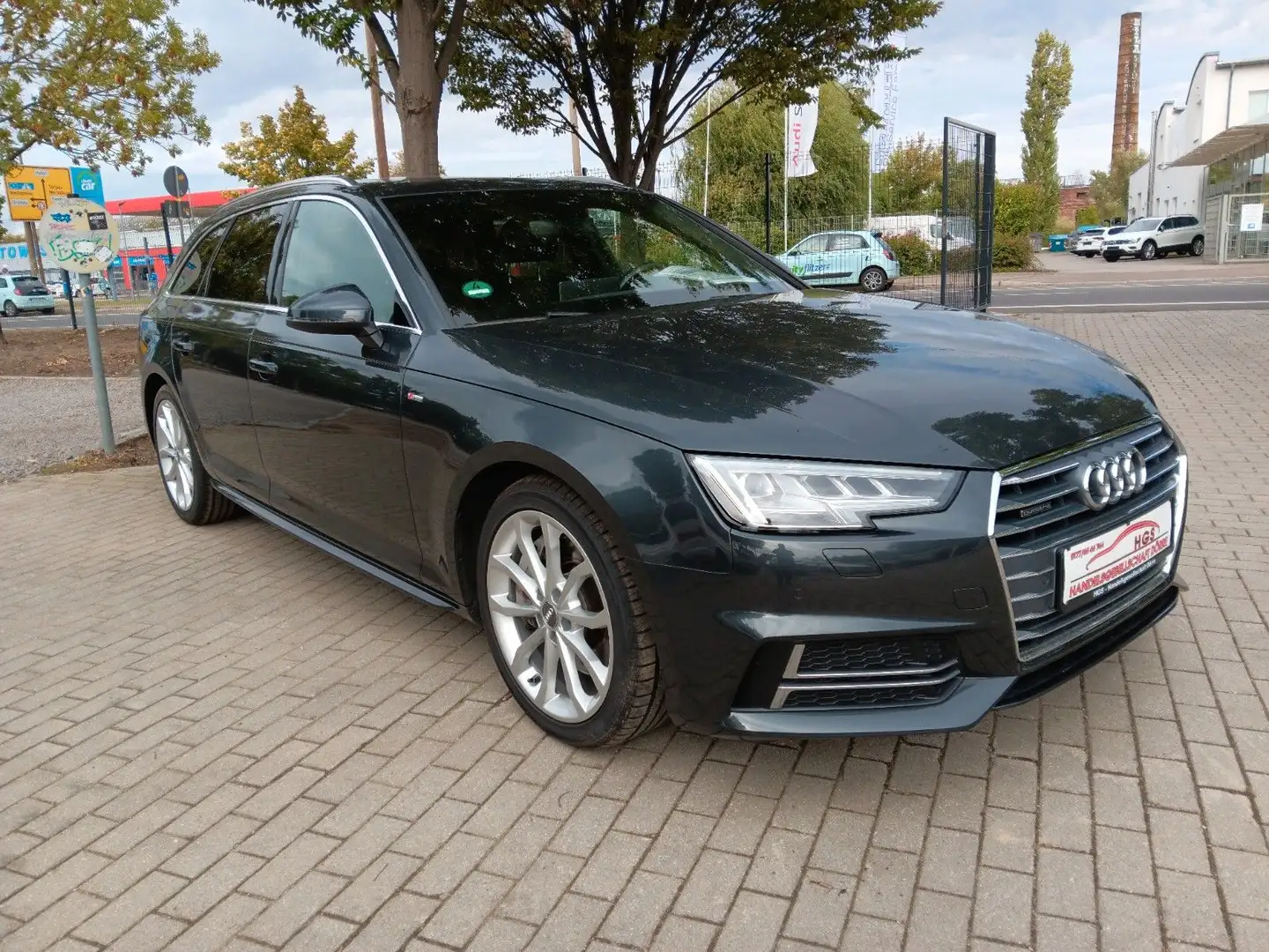 Audi A4 Avant quattro sport Navi LED Klima PanoDach Gris - 2
