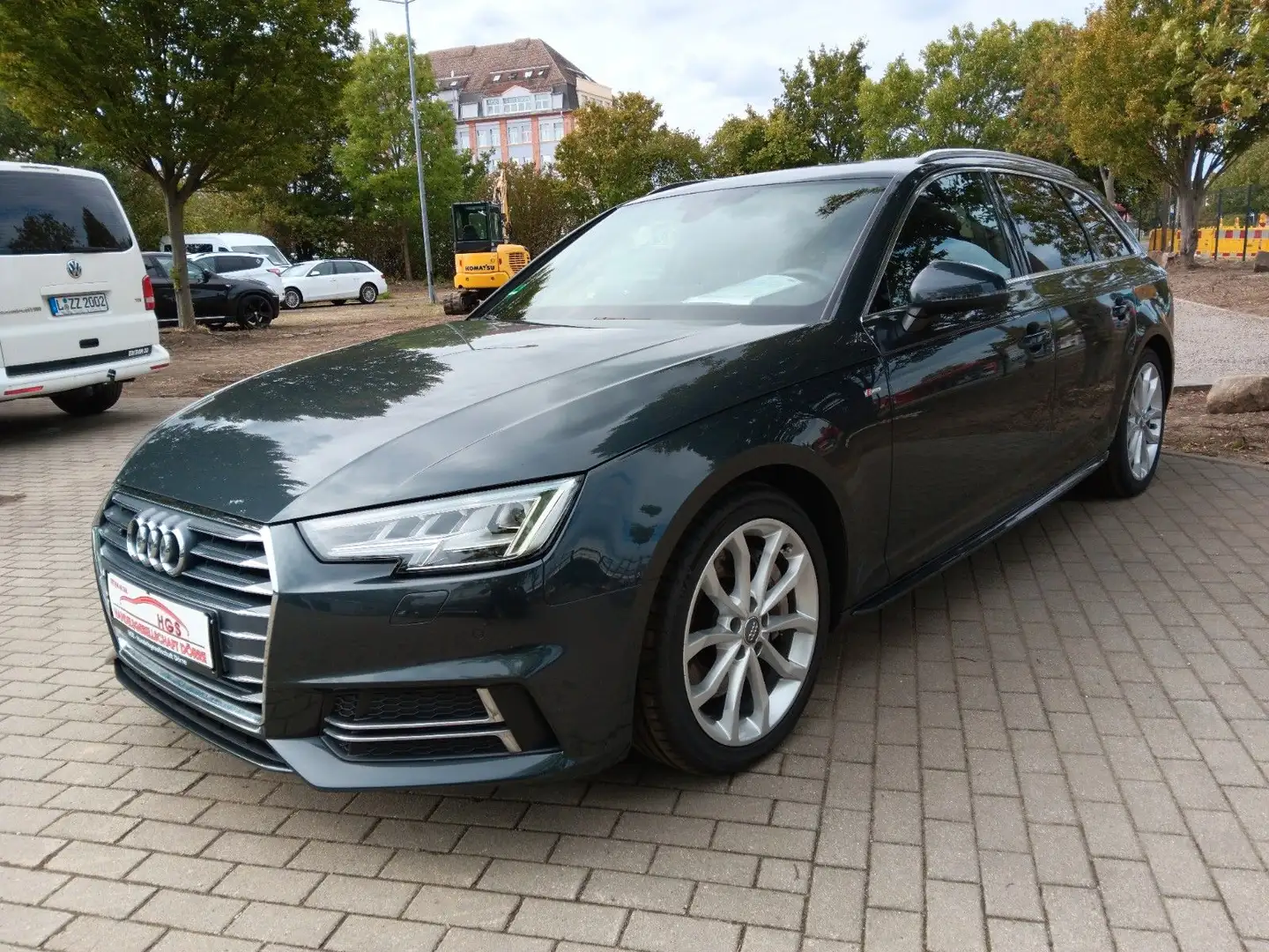 Audi A4 Avant quattro sport Navi LED Klima PanoDach Gris - 1