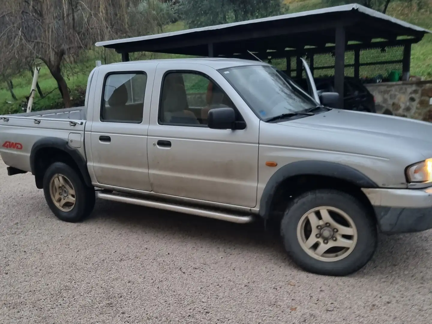 Mazda Pick Up Pick Up double cab 2.5 td 110cv Grijs - 1