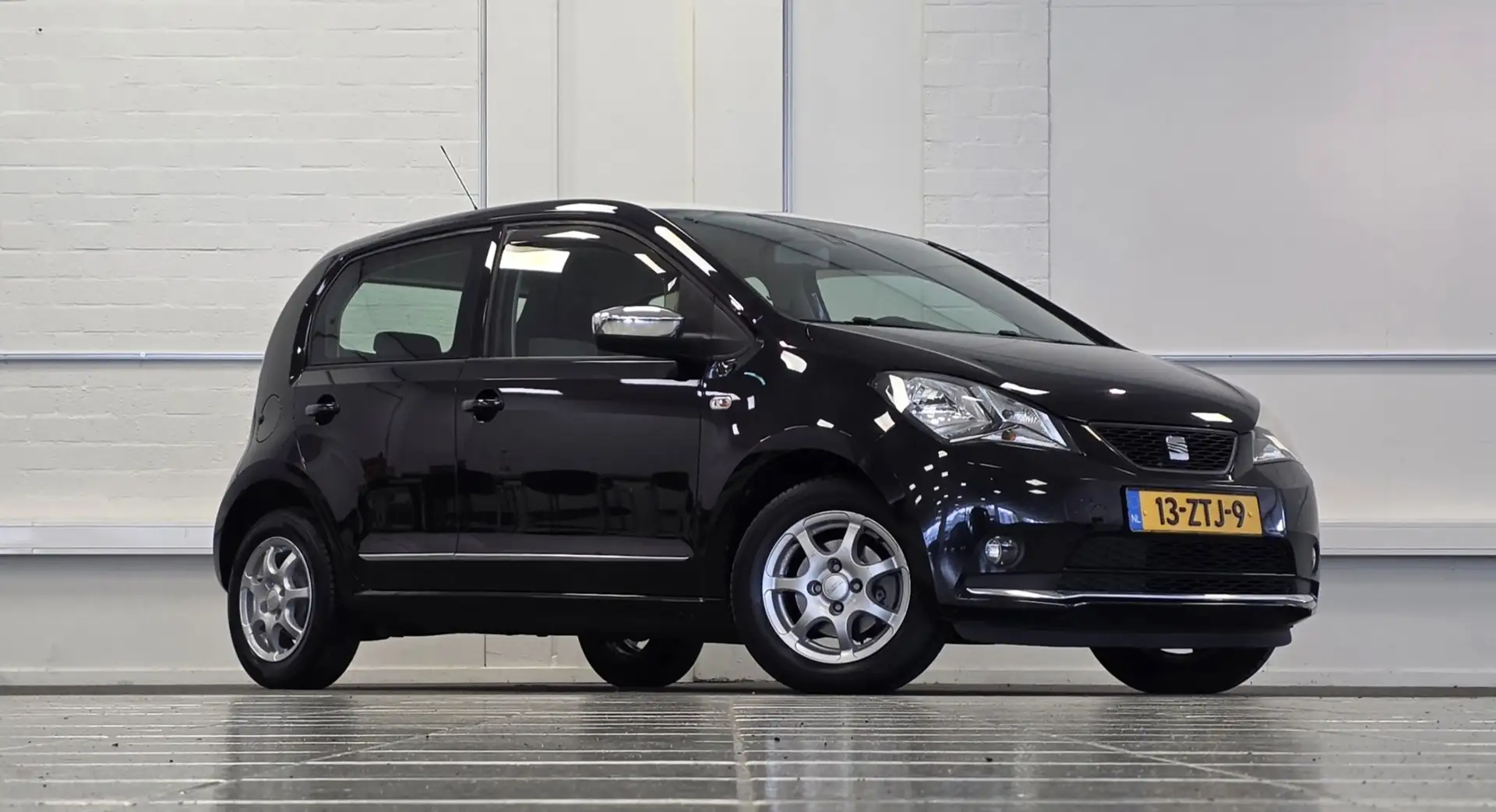SEAT Mii 1.0i Style Automaat Airco 5d Garantie LM velgen Mo Schwarz - 2