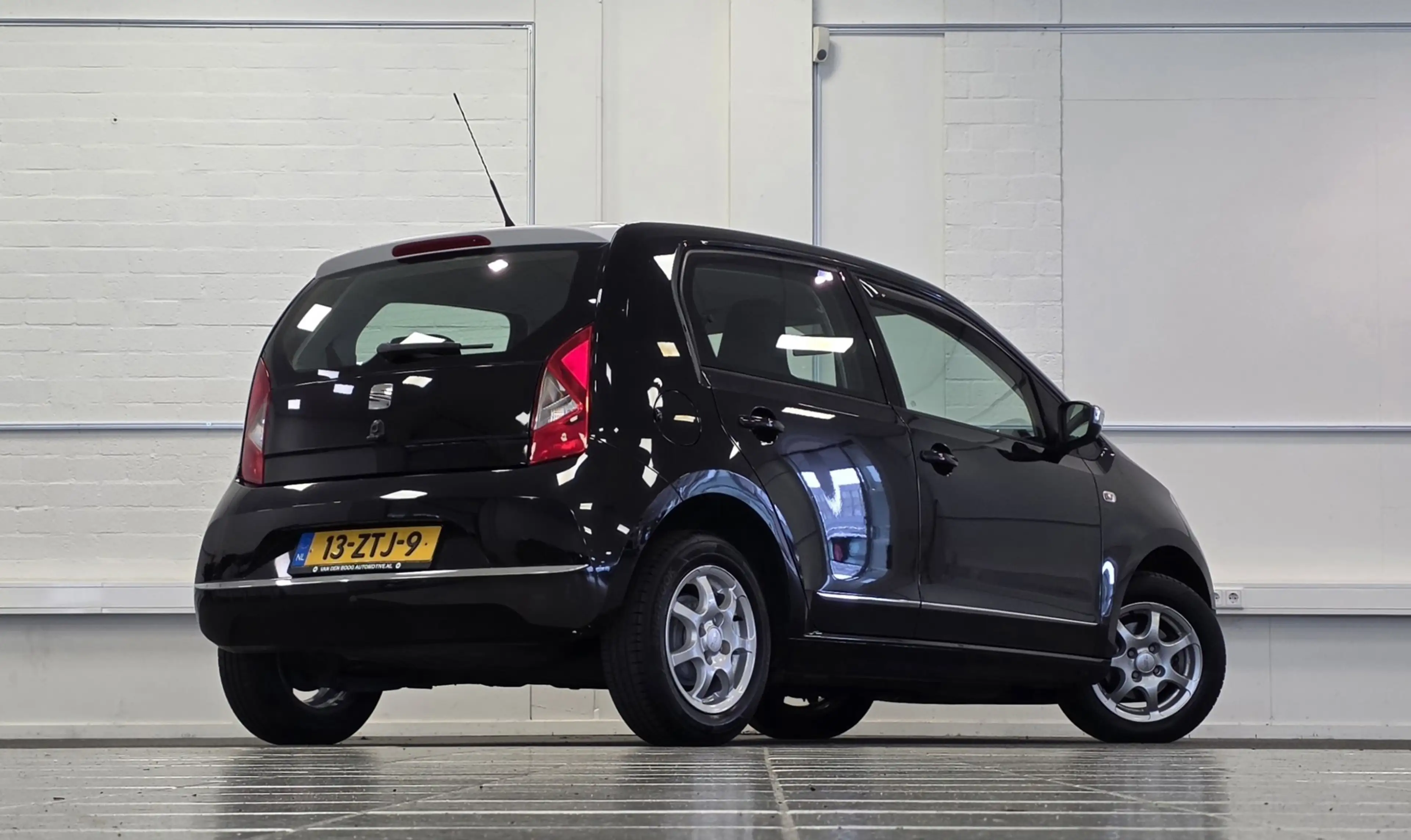SEAT Mii 1.0i Style Automaat Airco 5d Garantie LM velgen Mo — photo 6