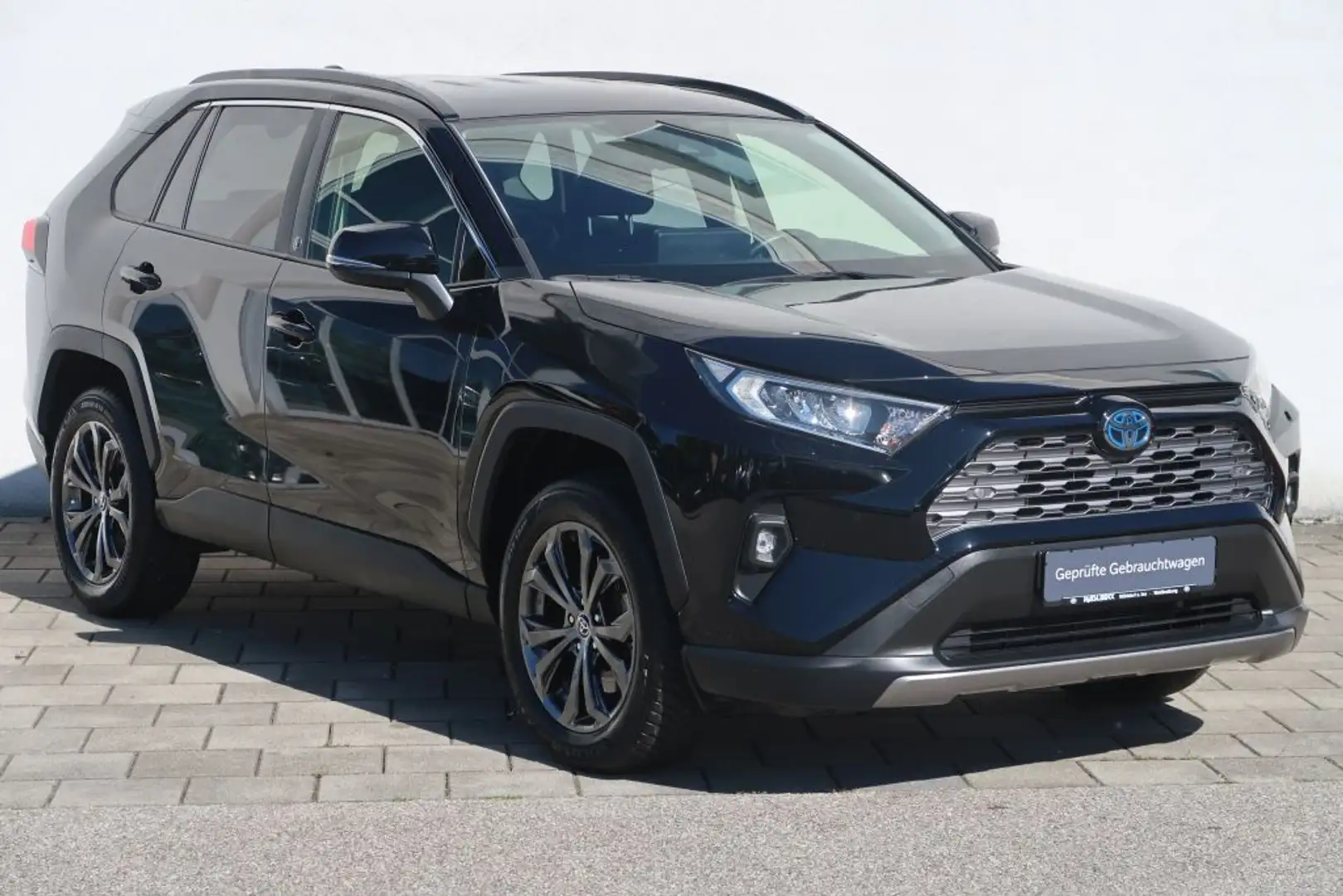 Toyota RAV 4 2.5 4x2 Hybrid Team Deutschland Zwart - 2