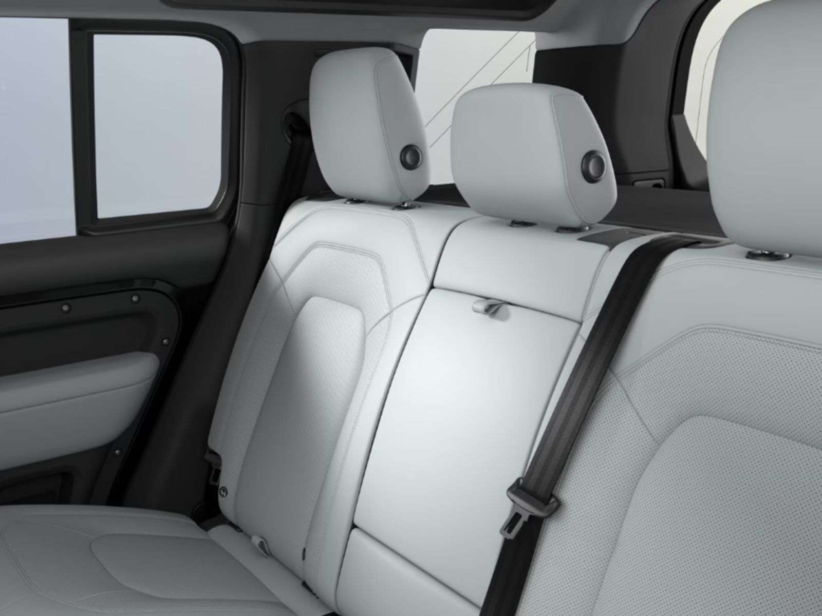 2026 Land Rover Defender X-Dynamic SE thumb 6