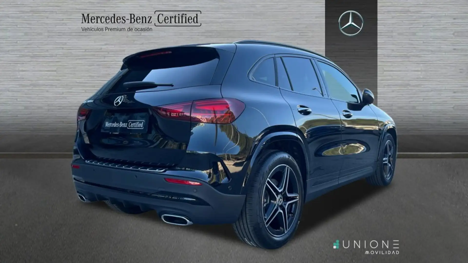 Mercedes-Benz GLA 200 d - 2