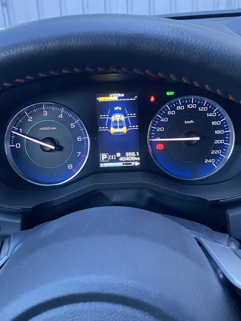 Subaru XV 2.0i e-boxer 4dventure lineartronic - 2