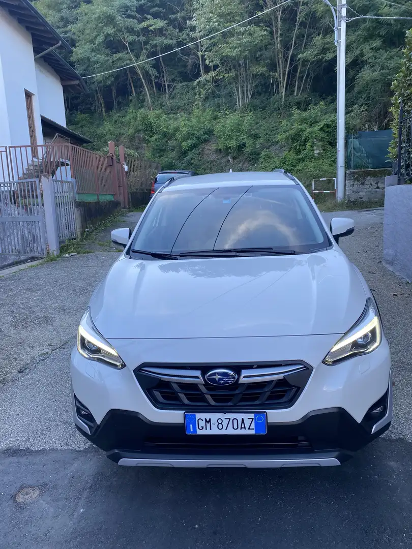 Subaru XV 2.0i e-boxer 4dventure lineartronic - 1