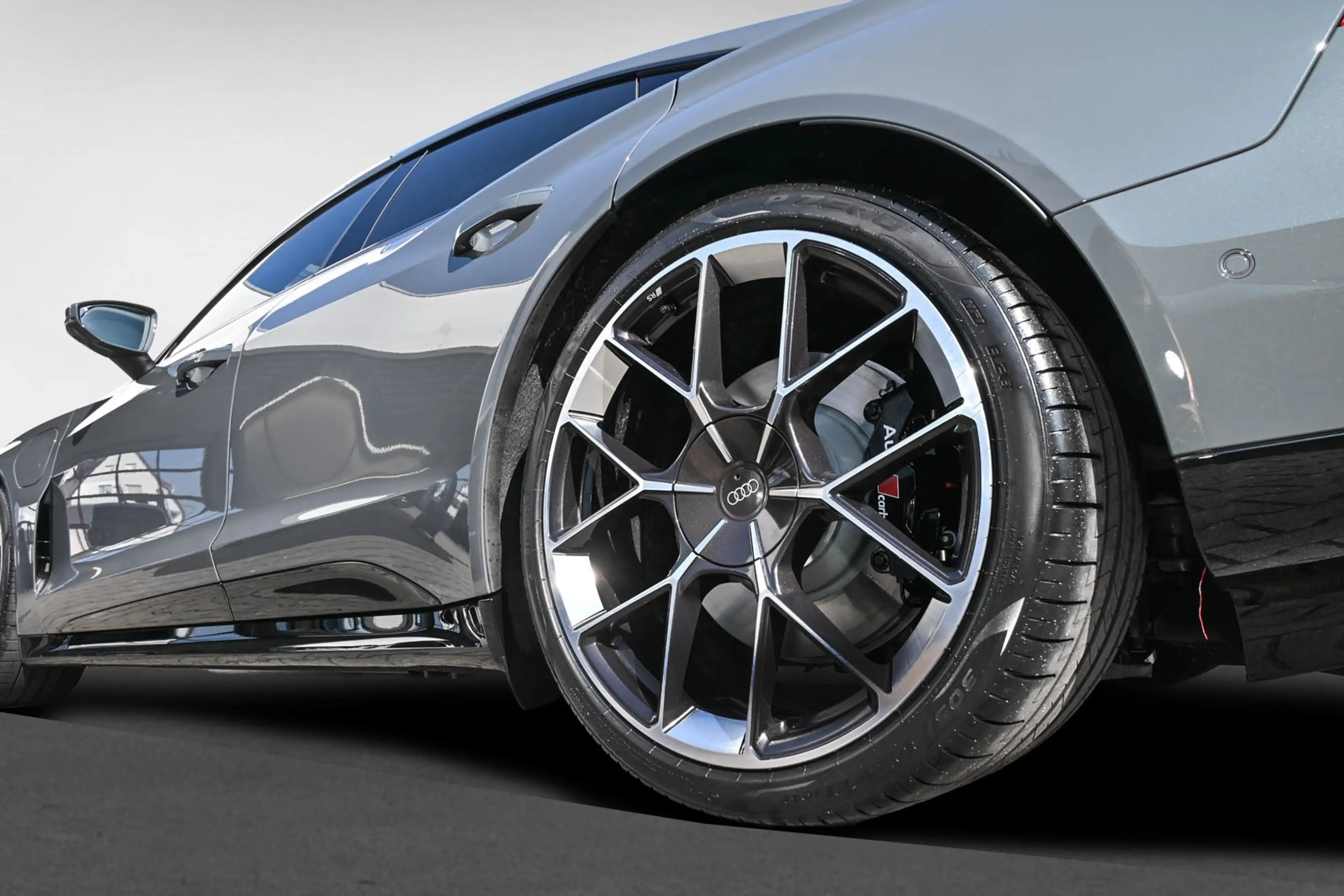Audi e-tron GT RS quattro *BO*Matrix*Head-Up* — photo 5