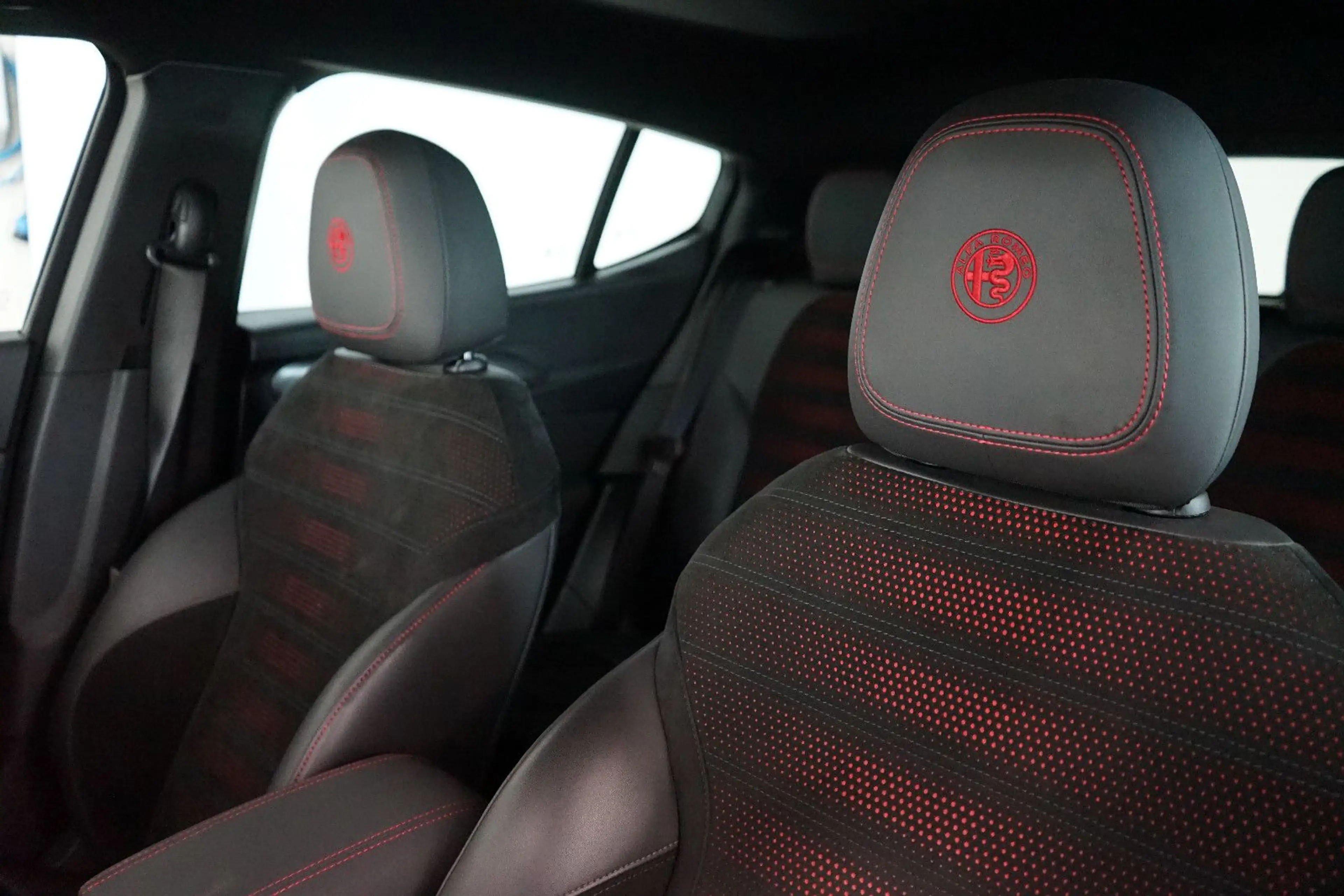 Alfa Romeo Tonale 1.5 VGT Veloce MHEV ACC+Kamera+Lenkradhz — photo 12