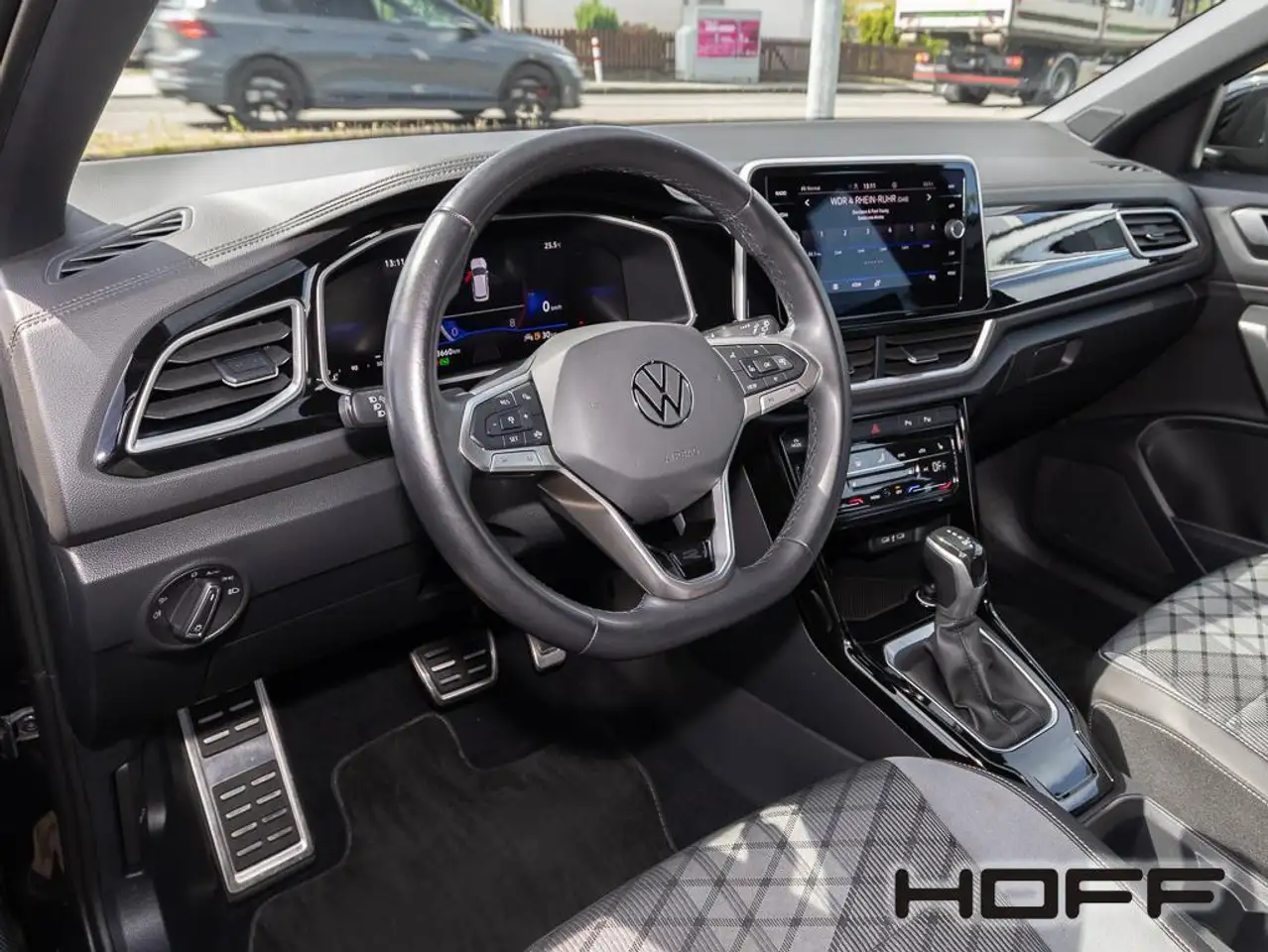 Volkswagen T-Roc 1.5 TSI DSG R-Line APP LED Sitzheizung Klima Einpa, миниатюра 4