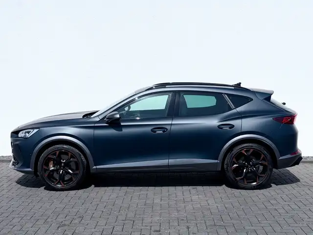 Cupra Formentor view 8