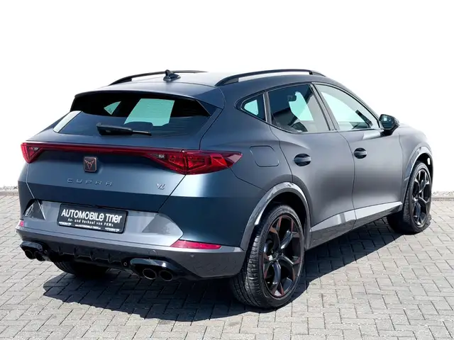 Cupra Formentor view 5
