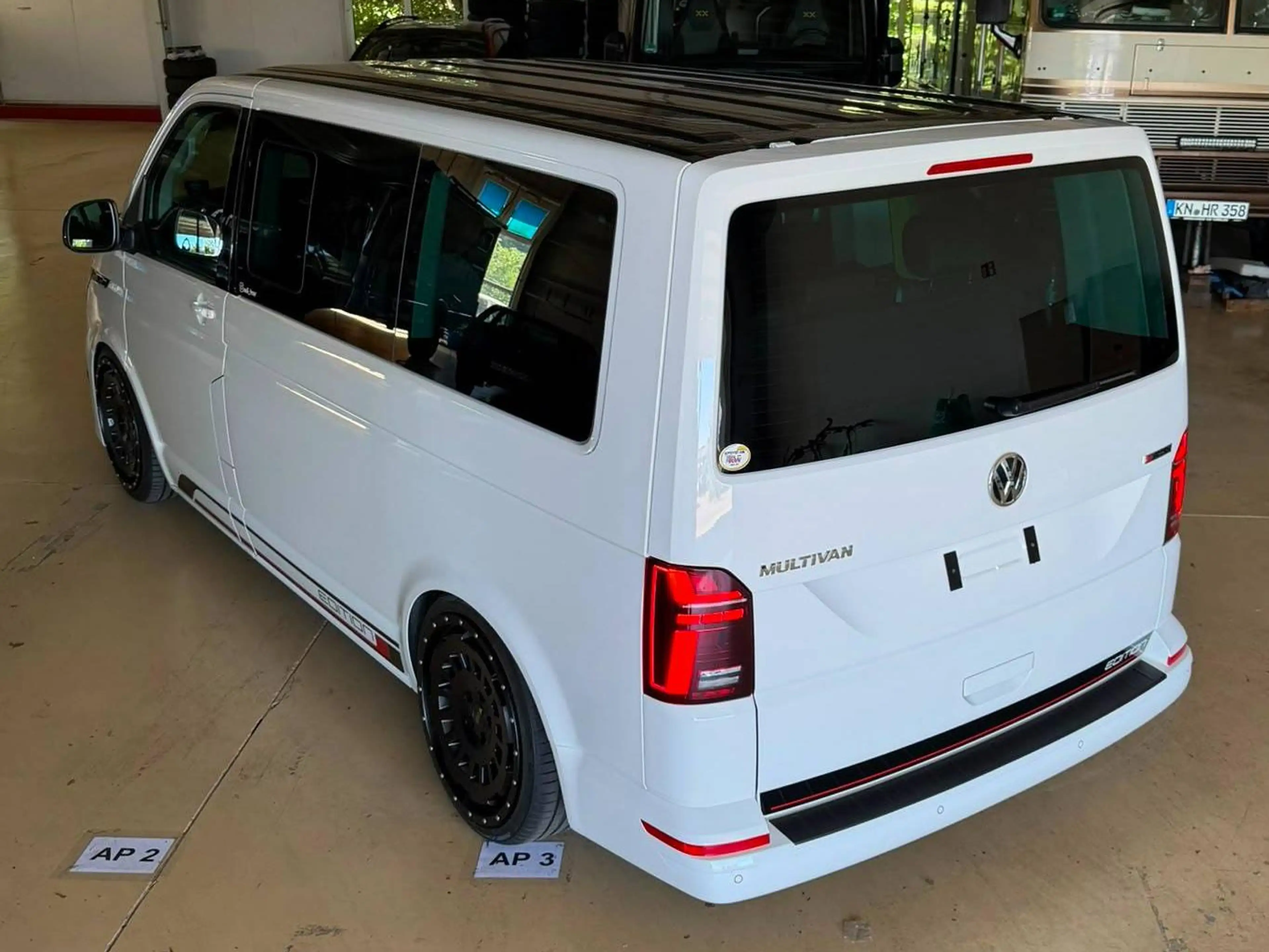 Volkswagen T6.1 Multivan Multivan Edition 4MOTION — photo 11