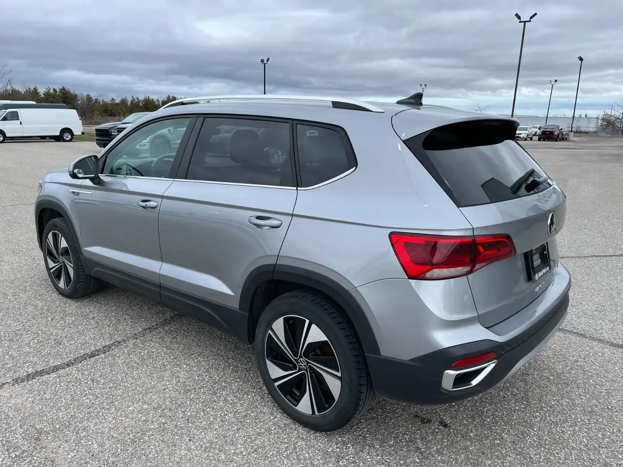 Volkswagen Taos снимка Volkswagen Taos