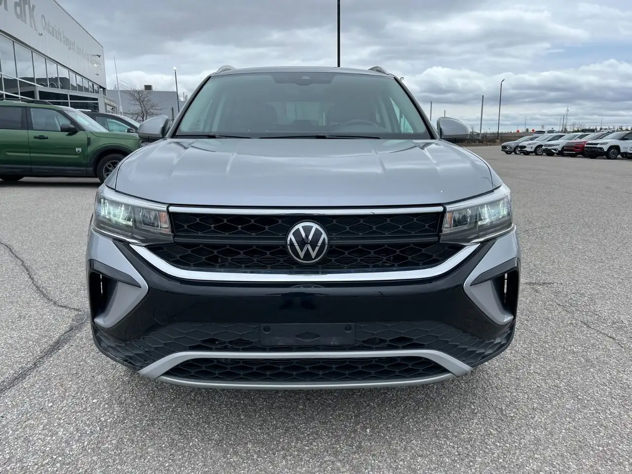 Volkswagen Taos снимка Volkswagen Taos